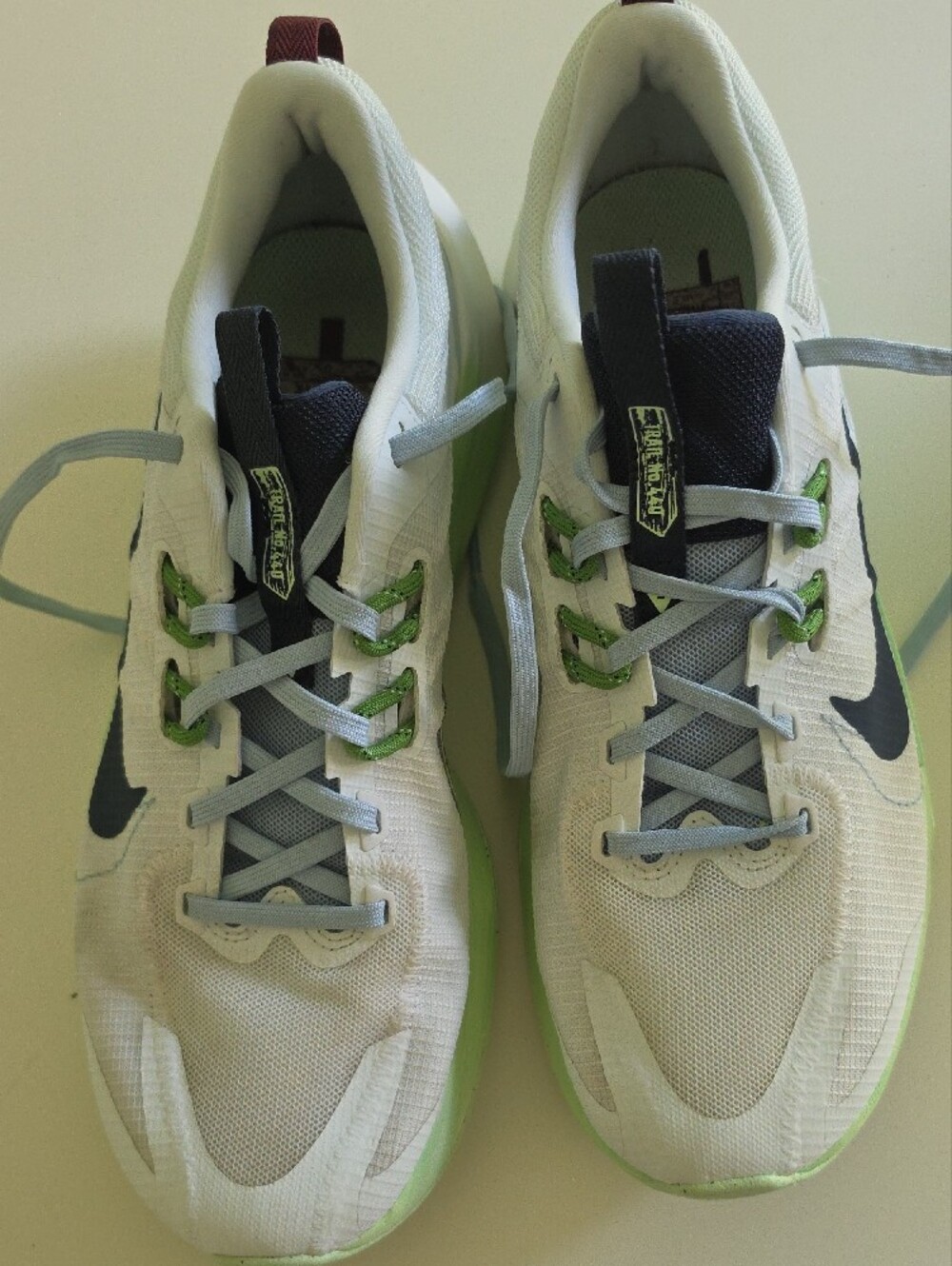 Nike Juniper Trail 2 White & Navy Swoosh with Light Green Midsole Running Shoes - Picture 2 of 3